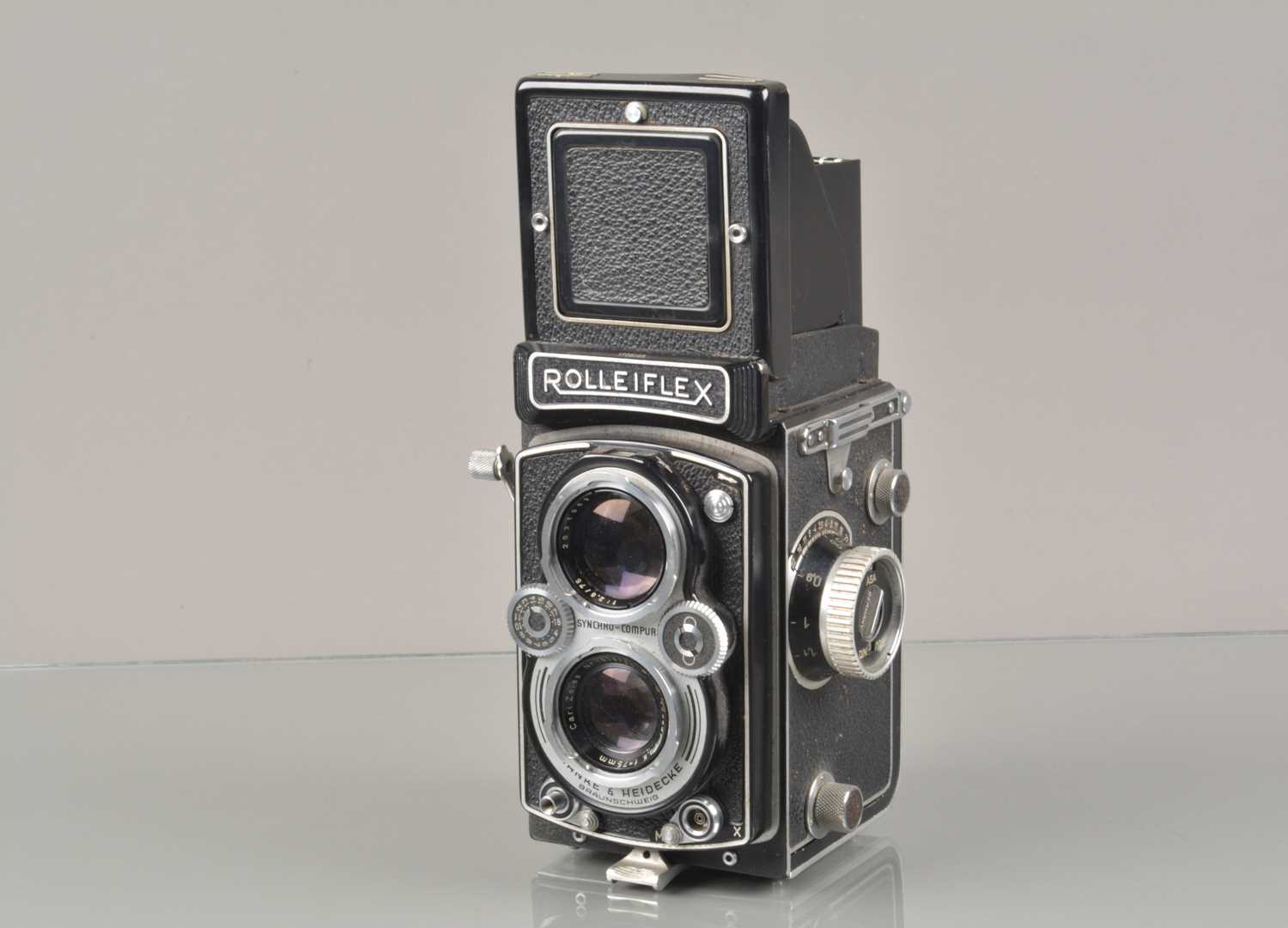 Lot 86 - A Rolleiflex Automat MX-EVS TLR Camera
