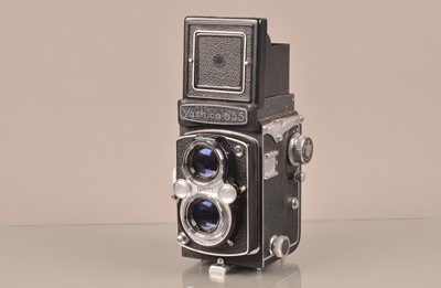 Lot 103 - A Yashica 635 TLR Camera