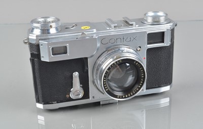 Lot 162 - A Zeiss Ikon Contax II Rangefinder Camera