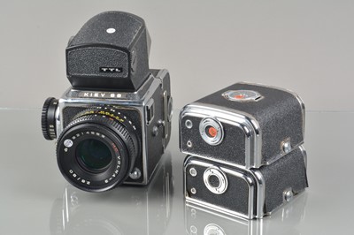 Lot 181 - A Kiev 88 Camera