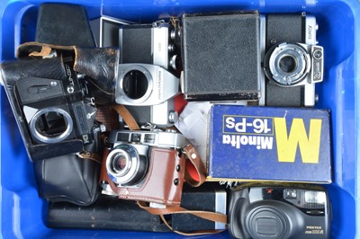 Lot 232 - Cameras and Related Items