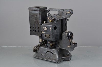 Lot 312 - A Kodak Kodascope Model A 16mm Cine Projector