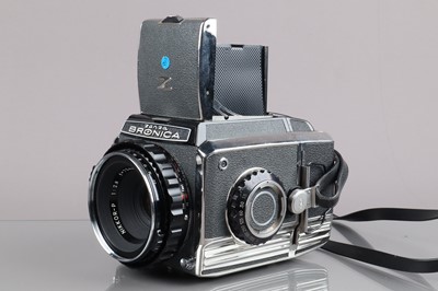 Lot 331 - A Zenza Bronica S2 Camera