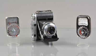 Lot 403 - A Balda Super Baldax Rangefinder Folding Camera