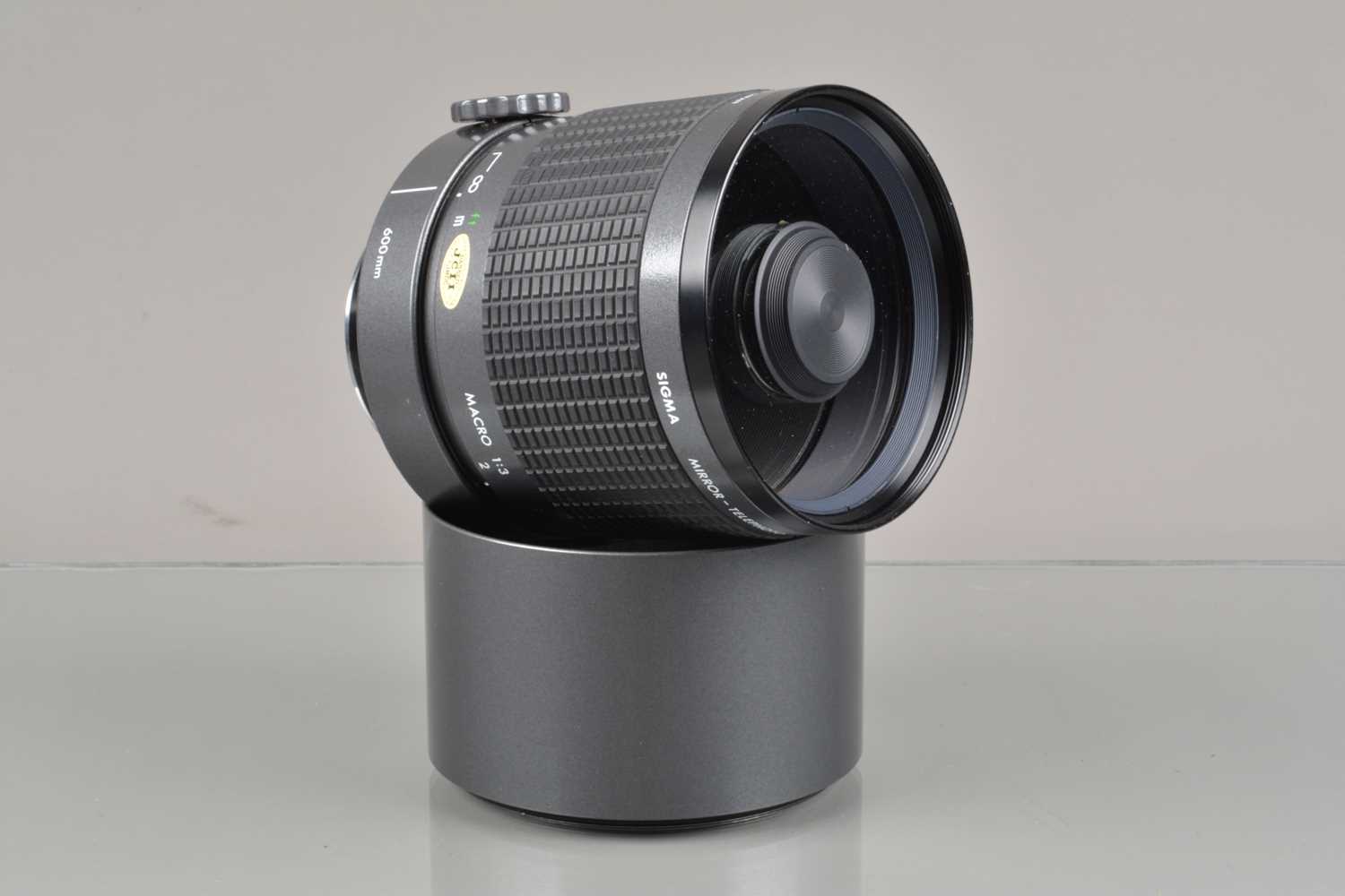 Lot 424 - A Sigma 600mm f/8 Reflex Lens