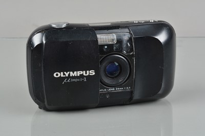 Lot 438 - An Olympus mju-1 Quartz Date Compact camera