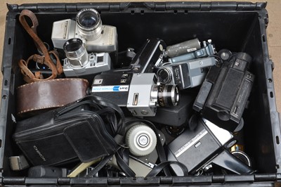 Lot 512 - A Crate of 8mm Cine Cameras