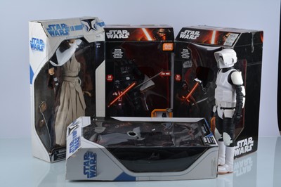 Lot 218 - Modern Large Scale Star Wars Action Figures