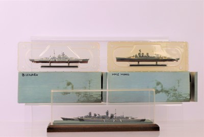 Lot 271 - Collection of mainly Atlas Naval Ship models and Neptun Waterline Models 1:1250 scale