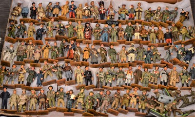 Lot 288 - Large collection of mainly WW2 Del Prado Soldiers (110)