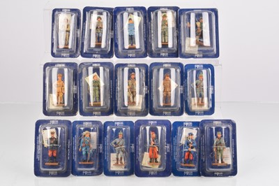 Lot 297 - Del Prado White Metal Military Figures (16)