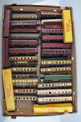 Lot 328 - Large collection of Tri-ang and a few Kitmaster TT Gauge Coaches (52)