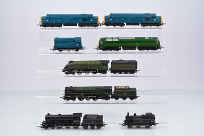 Lot 354 - Tri-ang and Hornby 00 gauge Steam and  Diesel Locomotives (8)