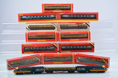 Lot 374 - Hornby 00 gauge HST Diesel units and assorted coaches (15)