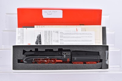 Lot 509 - Rivarossi H0 gauge Streamlined Locomotive and Tender in original box