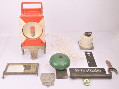 Lot 523 - Assorted Railwayana and signs