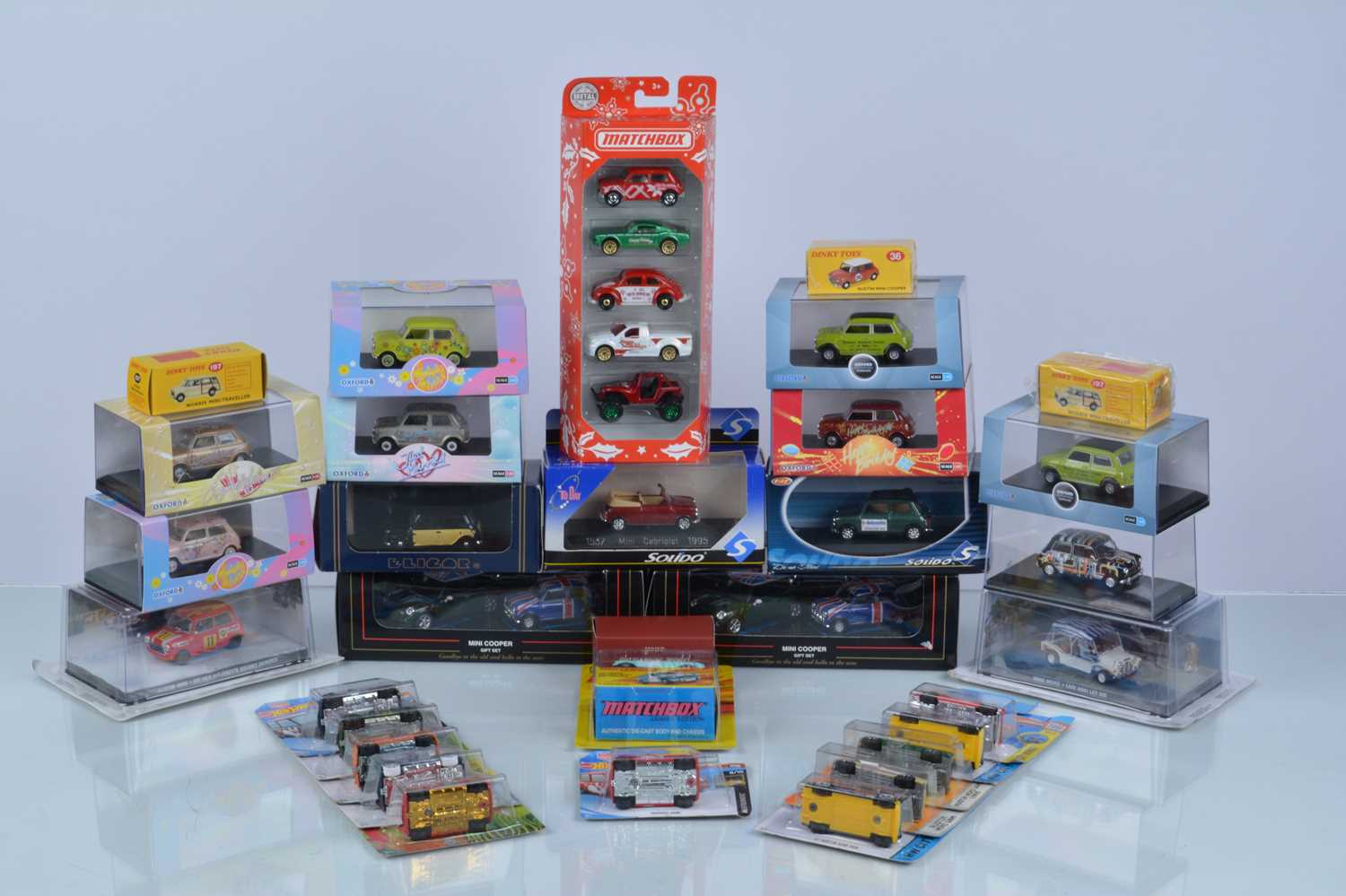 Lot 78 - Modern Diecast Minis (32)