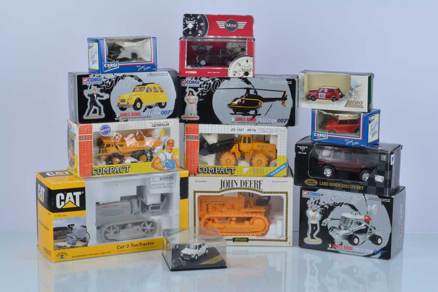 Lot 92 - Modern Diecast Vehicles (13)