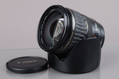 Lot 402 - A Canon EF 28-135mm 3.5-5.6 IS Ultrasonic Lens