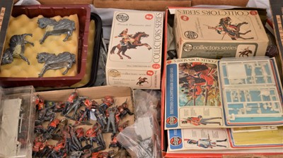 Lot 287 - Very large quantity of  Vintage and Modern Toy Soldiers spares including new re-casts