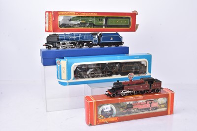 Lot 387 - Hornby and Airfix 00 Gauge Tank Locomotives and Locomotives and Tenders (4)