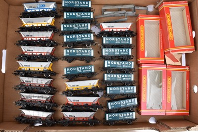Lot 501 - Hornby Margate OO Gauge Rakes of Hopper and Ore Wagons (25)