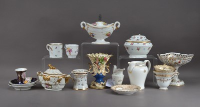 Lot 139 - A large collection of assorted porcelain