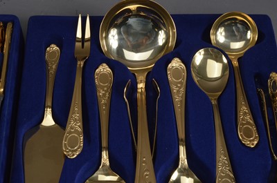 Lot 400 - A 23/24 Karat Hartvergoldet cutlery set by Solingen