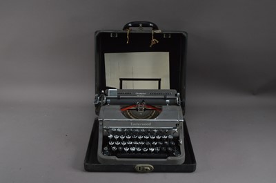 Lot 425 - An Underwood Champion typewriter