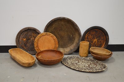 Lot 450 - A collection of treen