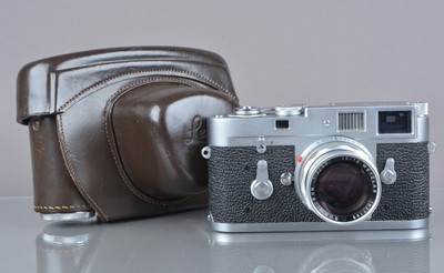 Lot 501 - A Leitz Wetzlar Leica M2 Camera