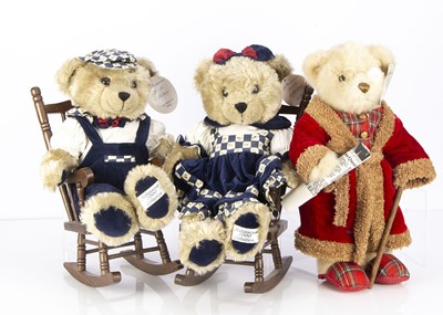 Lot 28 - Two Millennium 2000 collection teddy bears