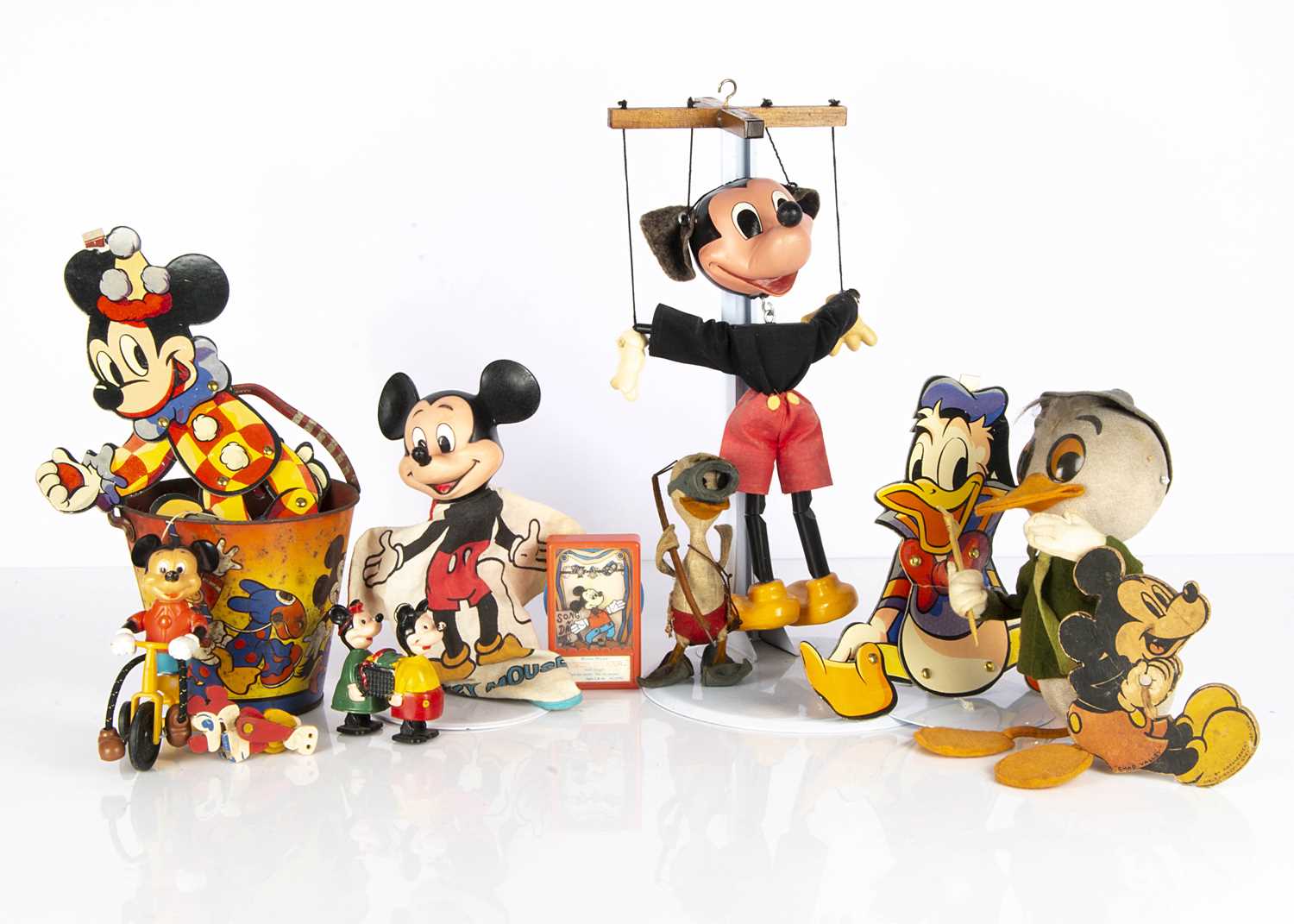 Lot 57 - Walt Disney Mickey Mouse and Donald Duck toys