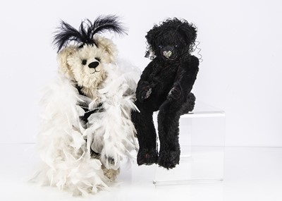 Lot 323 - Two artist teddy bears