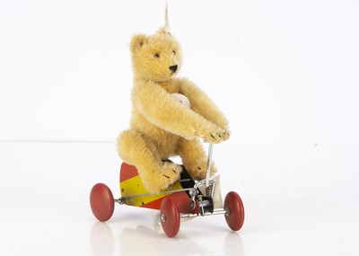 Lot 346 - A Steiff UR Grand Teddy Replica 1926