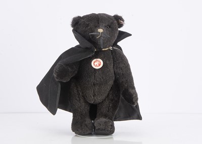 Lot 348 - A Steiff limited edition Salvador teddy bear