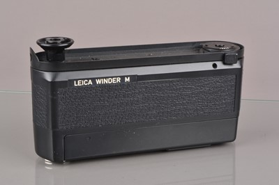 Lot 585 - A Leica Winder M