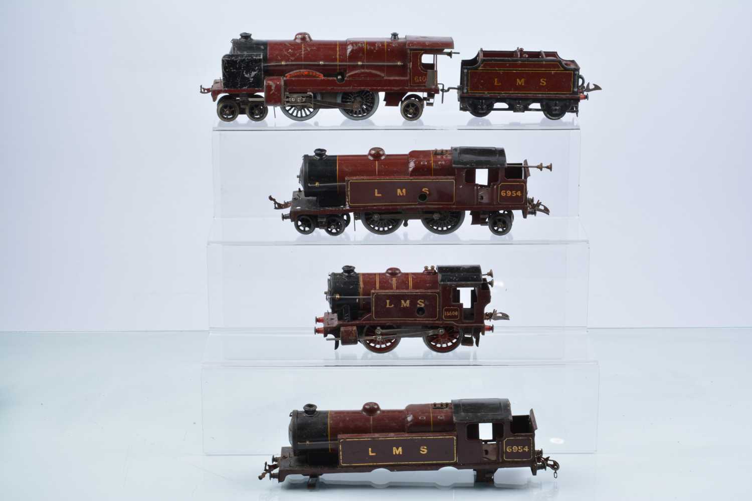 Lot 15 - A Hornby 0 Gauge clockwork LMS Locomotive 'Project Box' (7)