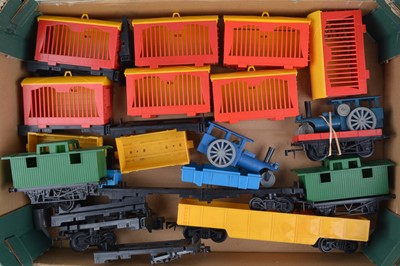 Lot 192 - Tri-ang Big Big 0 Gauge Container Truck Caboose Zoo Wagons and Minic Road Roller wagons (18)