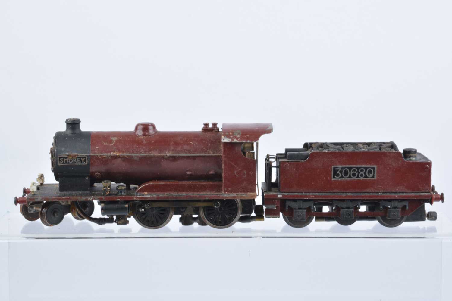 Lot 237 - An unique Scratch-built 0 Gauge live steam inside-cylindered 4-4-0 Locomotive and Tender (2)