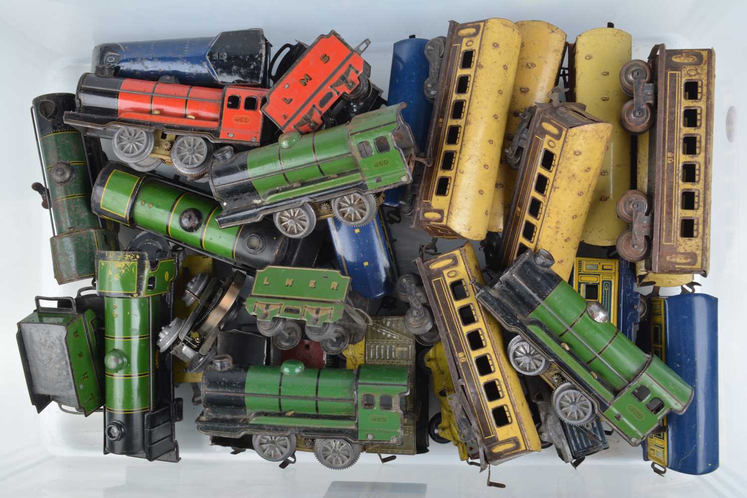 Lot 247 - Mettoy 0 Gauge electric and clockwork Trains (qty)