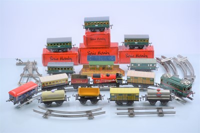 Lot 253 - Hachette 0 Gauge clockwork Trains (23)