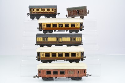 Lot 255 - Bing and other 0 Gauge Coaching Stock (6)