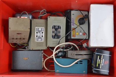 Lot 272 - Electrical controllers and switch units for 0 Gauge and other Trains