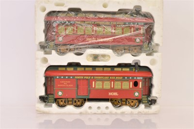 Lot 341 - Aristocraft Gauge 1 Christmas Coaches (5)