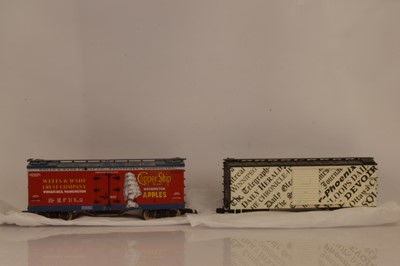 Lot 351 - USA Trains G Gauge American Boxcars (4)