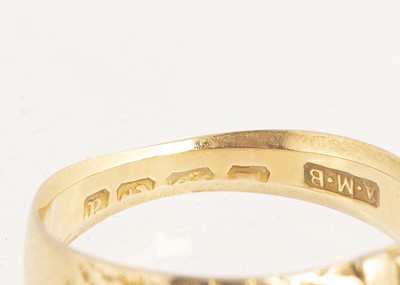 Lot 21 - An 18ct gold ring