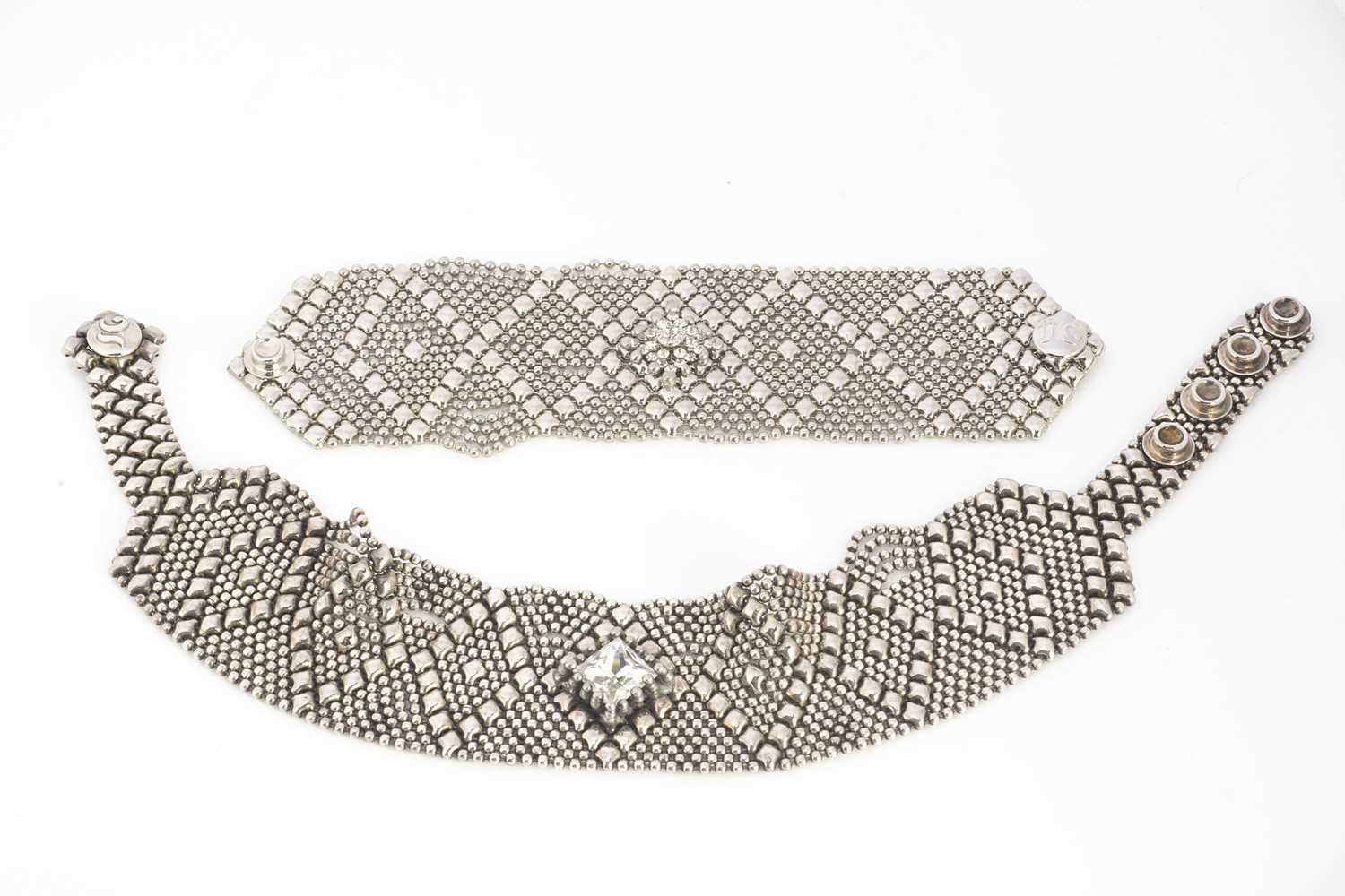 Lot 52 - A contemporary chrome plated American chocker necklace and matching bracelet