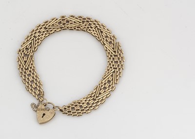 Lot 58 - A 9ct gold mesh link bracelet