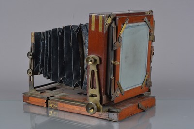 Lot 102 - A mahogany and brass Lancaster 'The Special Instantograph Patent' Quarter-Plate Field Camera
